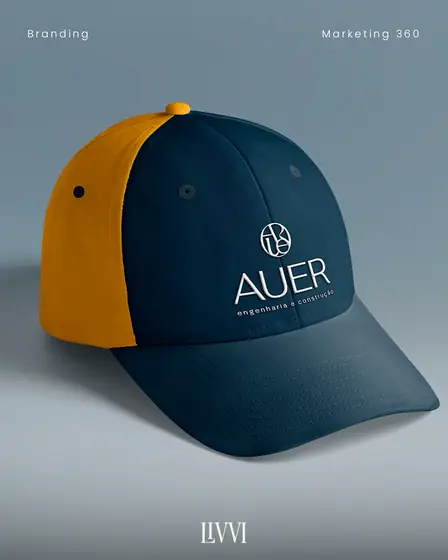 Boné bordado com a logomarca da AUER Engenharia e Construção