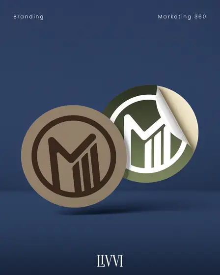 Adesivos circulares com o monograma da Mahogany em versão terra e verde
